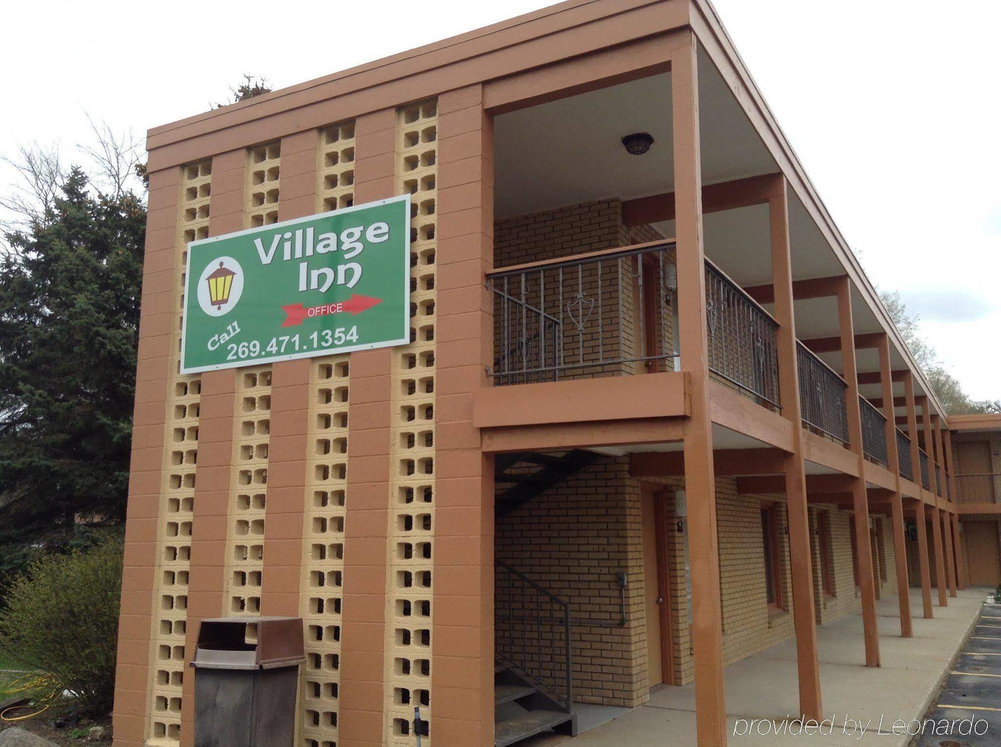 Village Inn Motel - Berrien Springs Ngoại thất bức ảnh